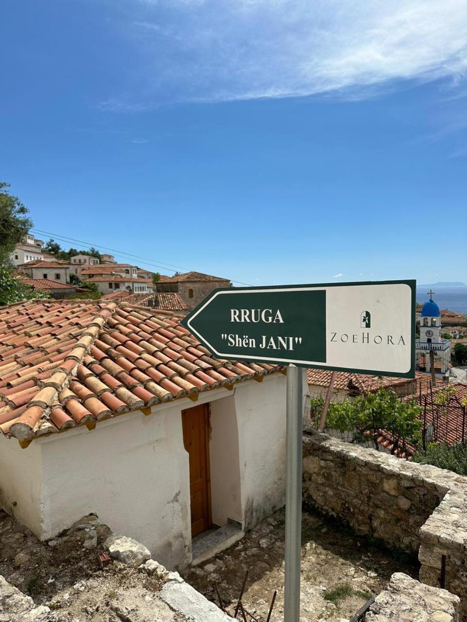 Lion'S Villa Vlore Exterior photo
