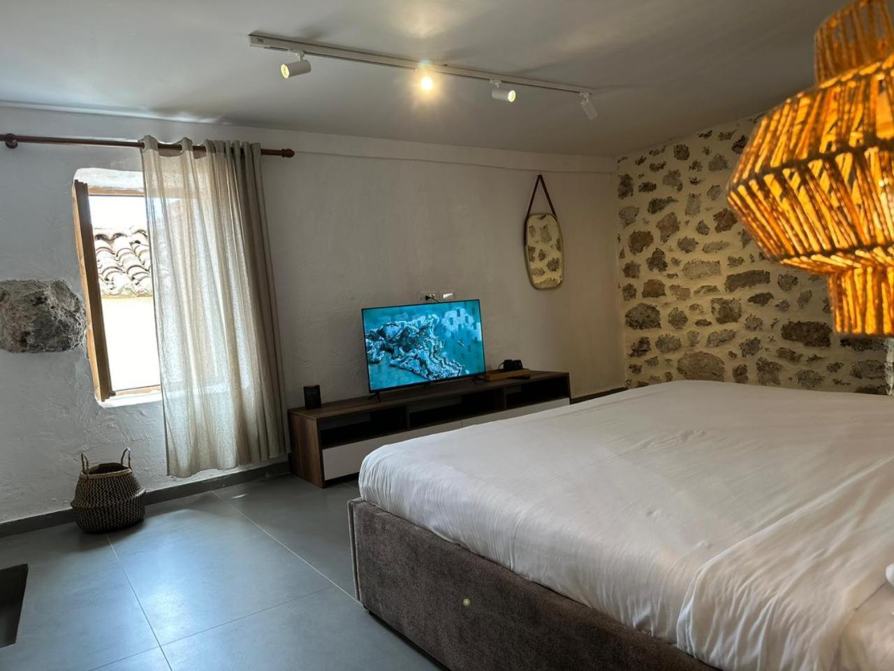 Lion'S Villa Vlore Exterior photo
